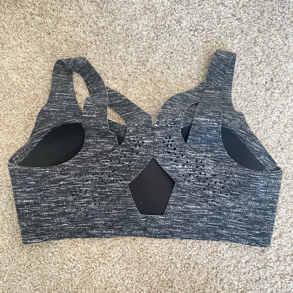 Victoria’s Secret Victoria Sport max support sports bra 34b Heather Grey - Picture 4 of 8